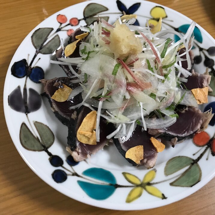 薬味たっぷりカツオのたたき